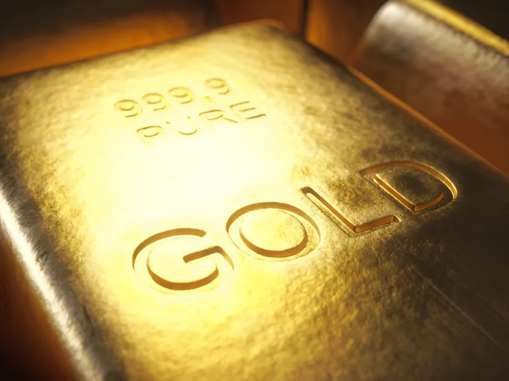 What a gold buyer checks