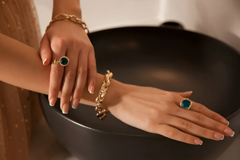 buy gold jewellery