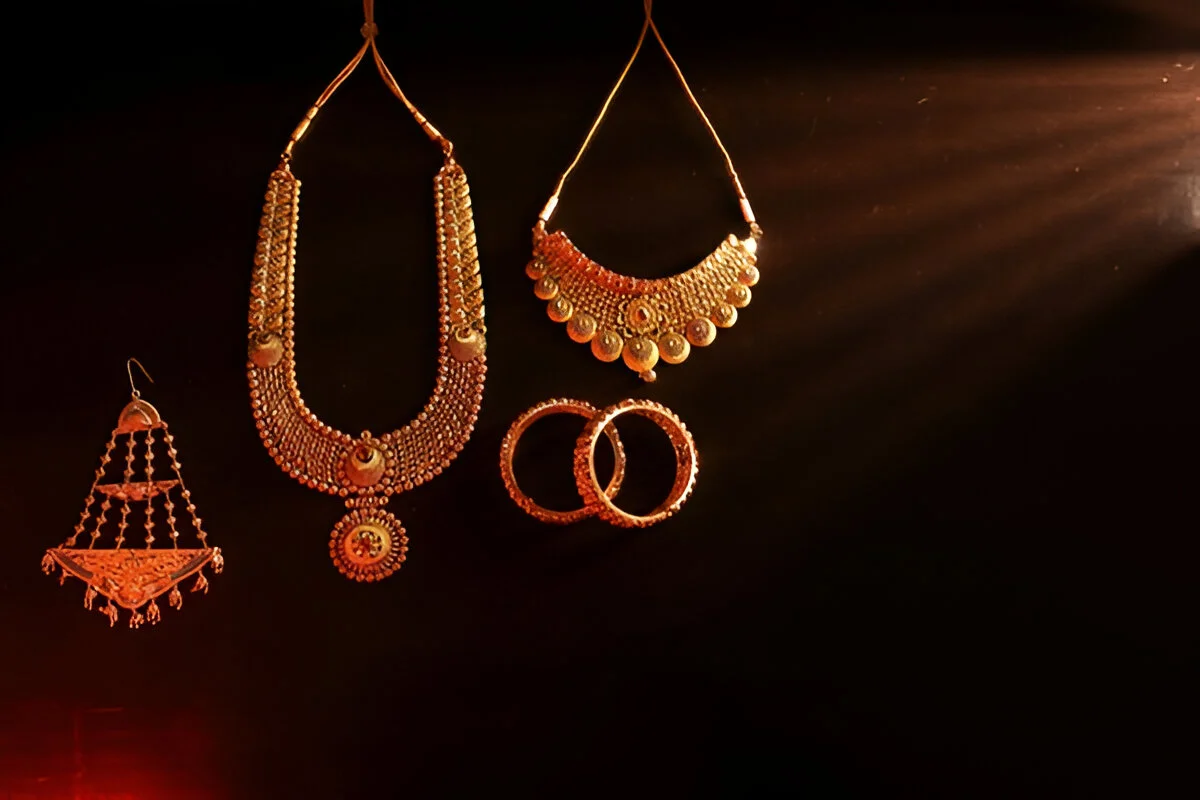 old gold jewellery